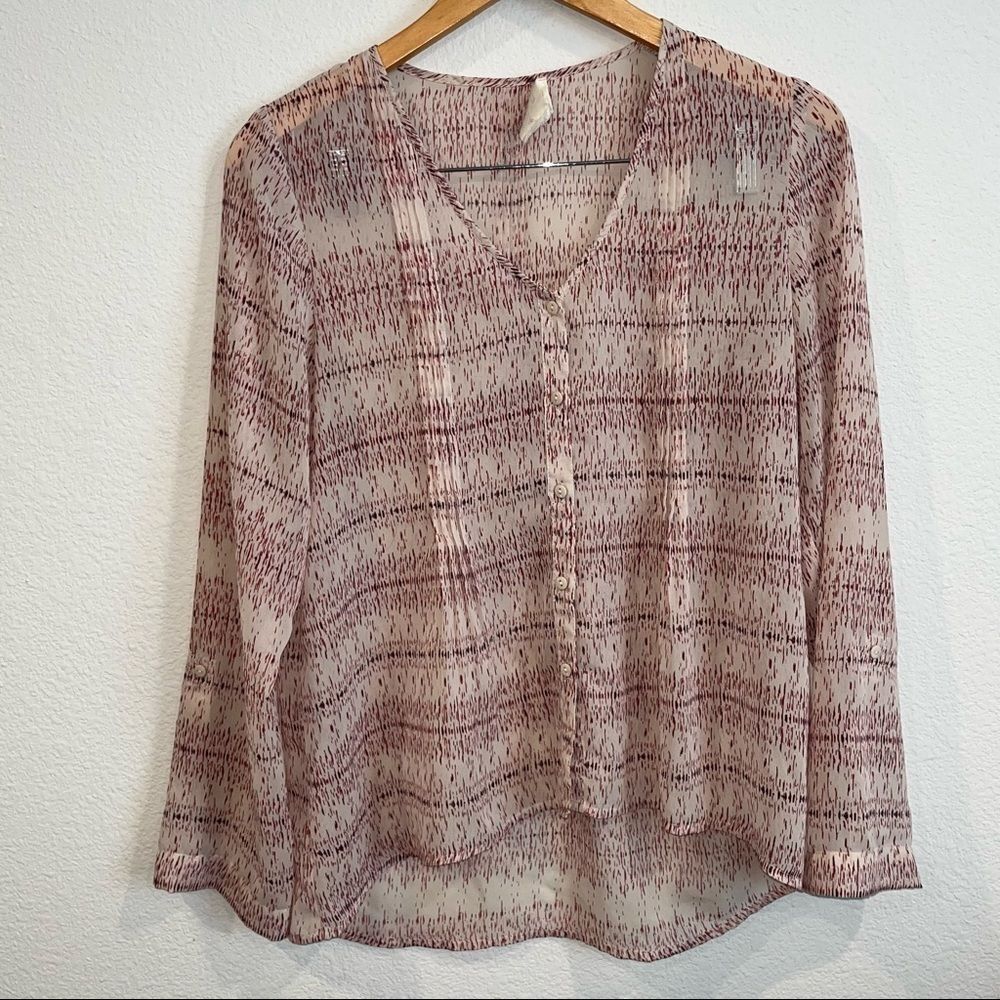 Pins & Needles cream and pinkish red design button up shirt size small